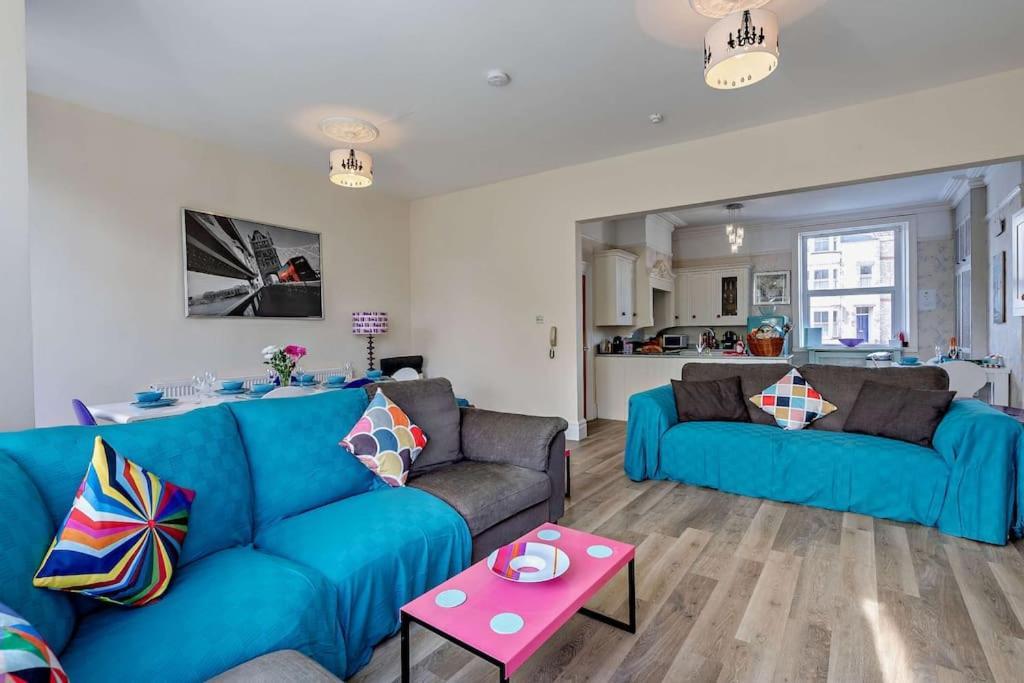 Villa Dizzy Heights Swanage Sleeps 10 With Amazing Views Exterior foto