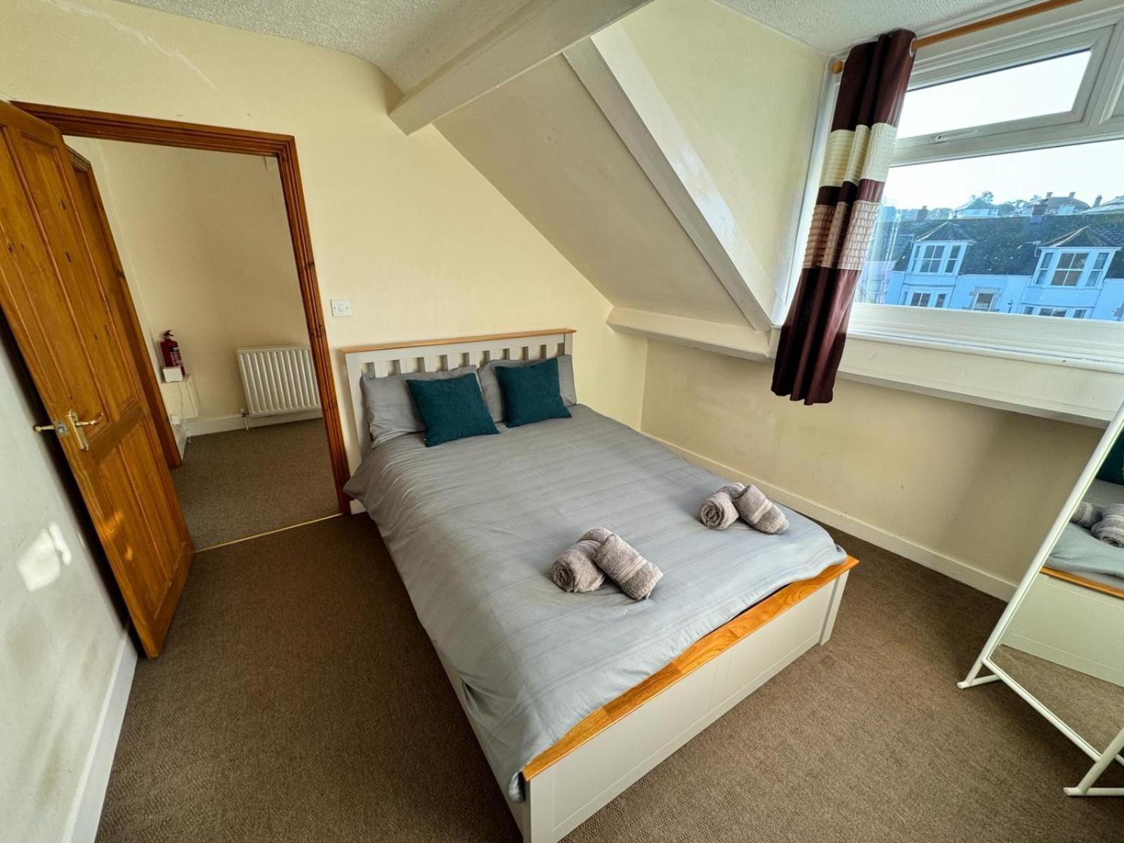 Villa Dizzy Heights Swanage Sleeps 10 With Amazing Views Exterior foto